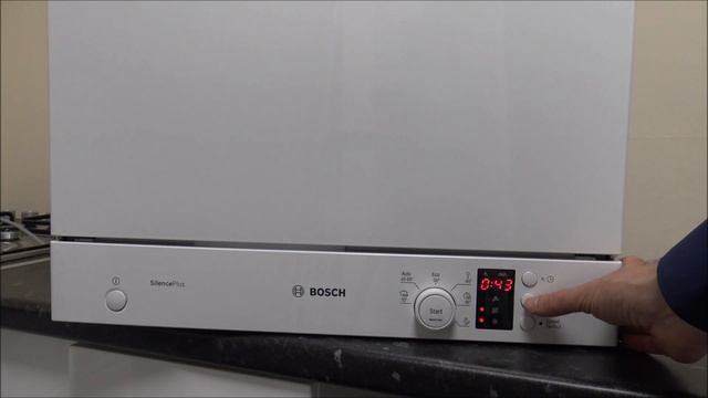 Bosch SKS62E32EU Table Top Dishwasher Demonstration смотреть онлайн