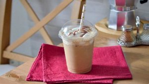 КАК ПРИГОТОВИТЬ ФРАППУЧИНО? Холодный, бодрящий, освежающий кофе фраппучино как в Старбакс