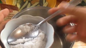 Маринованные огурцы. Огурцы в кетчупе чили. Заготовки на зиму