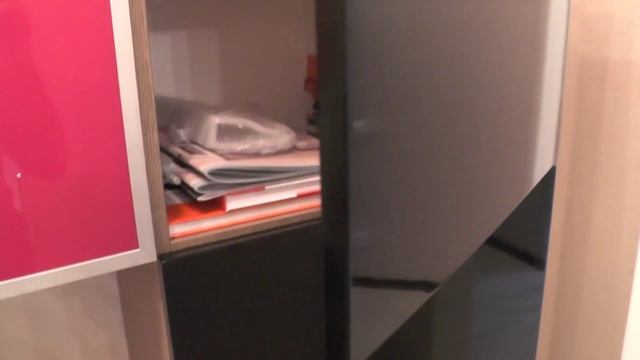 Мебель в гостиную. Тумба под телевизор. Гостиная из МДФ черный глянец. Фурнитура Блюм.