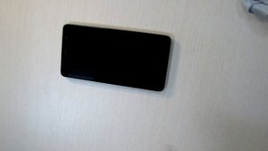 Как наклеить защитное стекло на Xiaomi Redmi Note 3