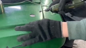 Ремонт крыши John Deere. Сварка ABS пластика
