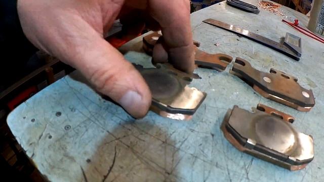 Ставлю МЕДНЫЕ КОЛОДКИ на Suzuki смотреть онлайн