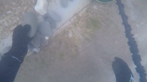 Сюрприз на морском дне! Нашел золотую сережку и монеты! Подводный коп с металлоискателем Minelab 2