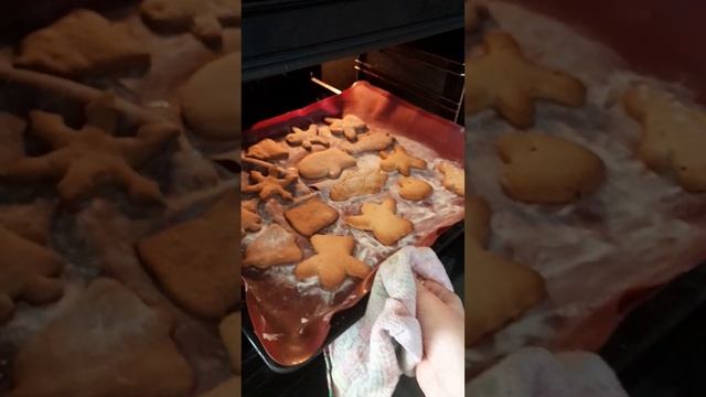 готовим имбирные пряники простой рецепт #новыйгод #имбирныепряники #вкусняшки