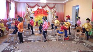 Танец _Ложкари_ в детском саду (ст.гр. 5-6 лет).mp4