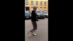 Беговые протезы при парной ампутации на уровне голени.