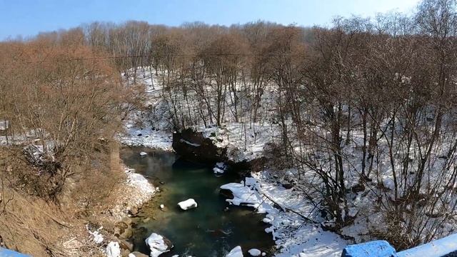 Рыбалка. Вид с моста смотреть онлайн