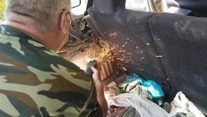 Мазда Демио 2005 ремонт посадочного места задней стойки ч.1