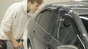 Как наклеить полиуретановую пленку Brontero на стойки дверей Volkswagen Polo VI