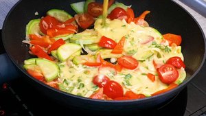 Фриттата с кабачками. На завтрак или перекус. Frittata with zucchini. For breakfast, lunch or dinner