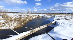 Неожиданный ПРИЛОВ на спиннинг. Рыбалка на малой реке! Щука весной в 2022.mp4