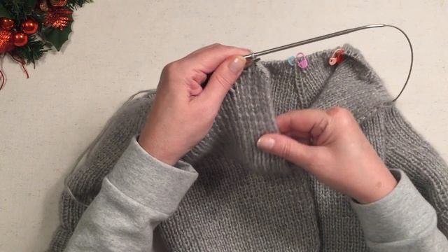 Как связать детскую двубортную кофточку с капюшоном спицами. По мотивам BURBERRY #вязание