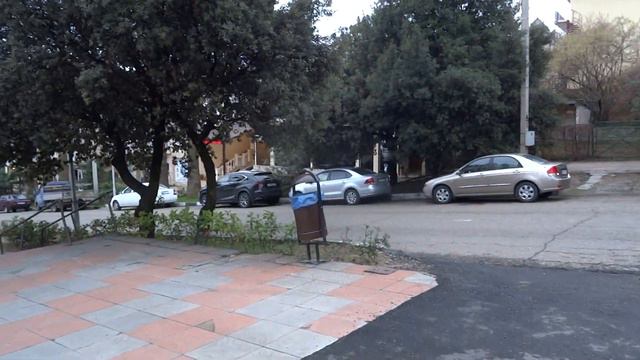 Партизанская, 4 в Лазаревском. Вид со двора, подход к дому. смотреть онлайн