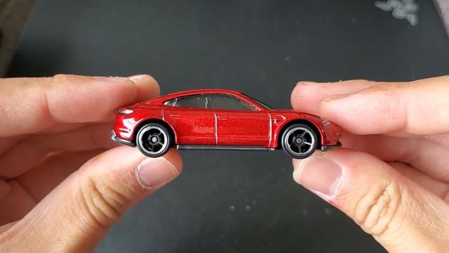Hot Wheels Porsche Taycan Turbo S (red) Unboxing. #HotWheels #Porsche. смотреть онлайн