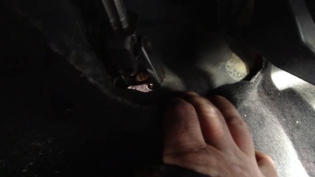 EGR Valve Skoda Fabia 2 1.6 TDI 2012 ( how to change the EGR valve on VAG ) смотреть онлайн