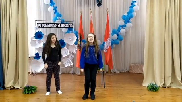 Песня _Каникулы_.Авторы Д Окунев и Г  Изотова.mp4