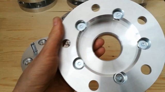 Колесные проставки на Ниву.  Переход с 5х139.7 на 5х114.3 и 5х112