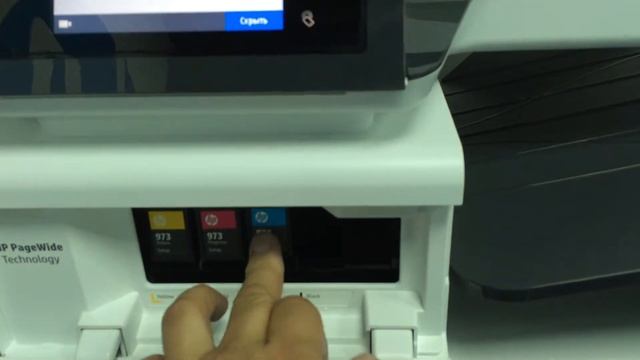 Как заменяются картриджи на принтерах/МФУ HP PageWide смотреть онлайн
