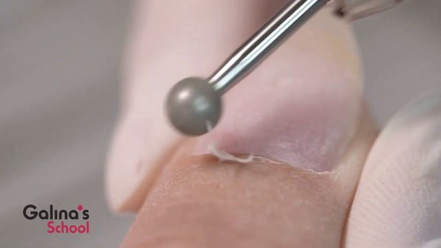 Machine manicure or Russian manicure in Dubai. Русский маникюр в Дубаи. смотреть онлайн