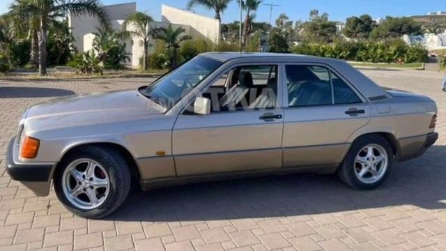 سيارة للبيع رقم  630  مرسيدس Mercedes 190 ?جديدة و التمن ديل دراوش