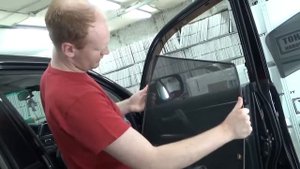 Установка шторок Трокот на Toyota Land Cruiser 200