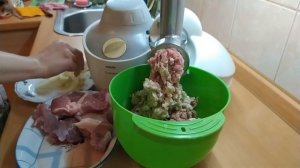 КОТЛЕТЫ БЕЗ ЯИЦ ИЗ СВИНОГО ФАРША (ОЧЕНЬ ВКУСНЫЕ!)