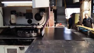 Работа координатно-пробивного пресса