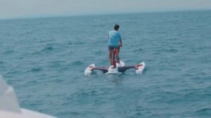 Оригинальный гаджет для спортсменов: катамаран - велосипед