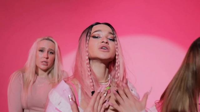 Песня сахарная вата я не виновата. Сахарная вата песня. Черная надпись сахарная вата. Песня сахарная вата я не виновата. Трек сахарная вата.