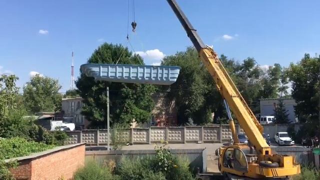 Строительство бассейна. Монтаж композитной чаши.AQUA ZONE ROSTOV