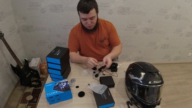Распаковка и обзор Гарнитуры для мотоциклетного шлема FreedConn смотреть онлайн