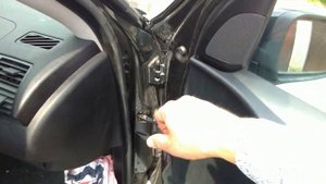 Разбираем передние двери на BMW X5 e53