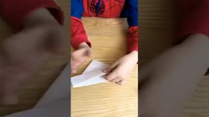 Кораблик как у Джорджи из «Оно»
