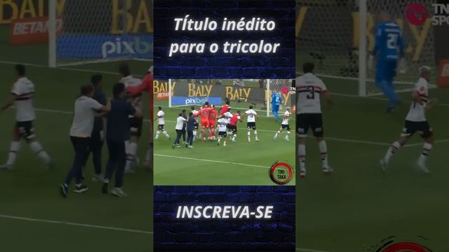 TITULO INÉDITO PARA O TRICOLOR