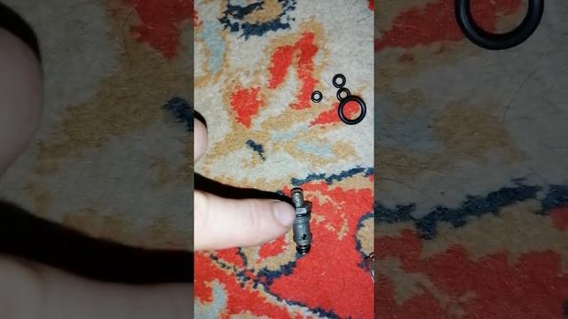 Пистолет на компрессоре пропускает-что делать? Конечно, ремонтировать!