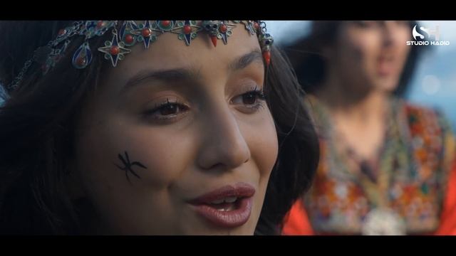 -Clip "Les Tigzirtoises"?ǧǧet iyi abrid ad εeddiɣ смотреть онлайн