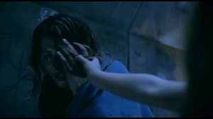 Дед использует свою внучку в корыстных целях. Краткий сюжет фильма "Иные"