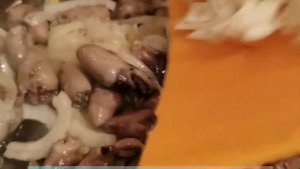 ТУШЕНАЯ КАПУСТА С КУРИНЫМИ СЕРДЕЧКАМИ