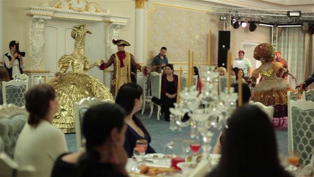 Мастер класс голливудского визажиста Евгения Лукьянекова в Гостевом доме "ИмператорЪ" смотреть онлайн