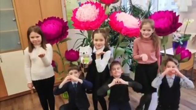 Праздник бабушек и мам смотреть онлайн