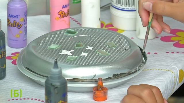 Мусорная эстетика. В Москве дети надели костюмы из бытовых отходов смотреть онлайн