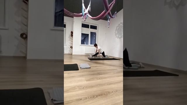 тренировки для начинающих #шпагат #растяжка #растяжкадляначинающих #краснодар #фитнес #крд #тренды