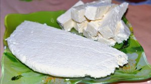 Как сделать домашний сыр из молока.