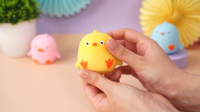 Игрушка антистресс "Цыпленок и Утенок" смотреть онлайн