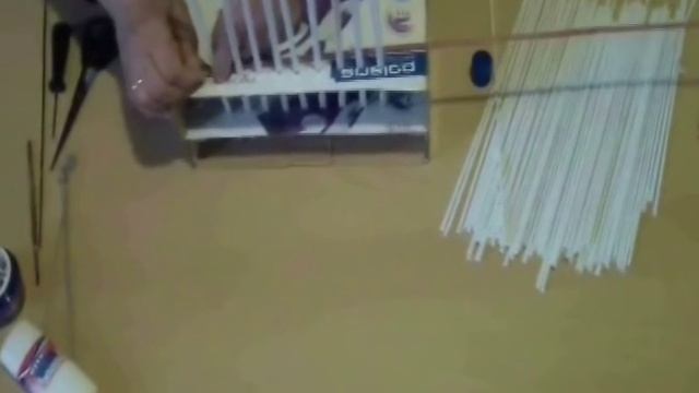 Ситцевое плетение из бумажных трубочек - видео-урок плетения для начинающих № 3.