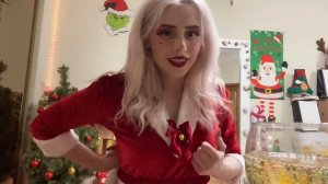 СВЕТА СОЛЛАР ПОКАЗЫВАЕТ ПЯТКУ ПРЯМО НА СТРИМЕ ?   СТРИМЕРША ПОКАЗЫВАЕТ НОГИ ФУТФЕТЕШИСТАМ 1