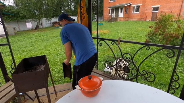 Влог! Курица на мангале! Сбор урожая завершён! Покупки на рынке! смотреть онлайн