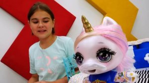 Видео с игрушками - Единорожка Пупси (Poopsie) идет на пикник - Мультики для девочек