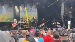 The Sweet live at Macmoray festival 2023 - Blockbuster and Ballroom Blitz